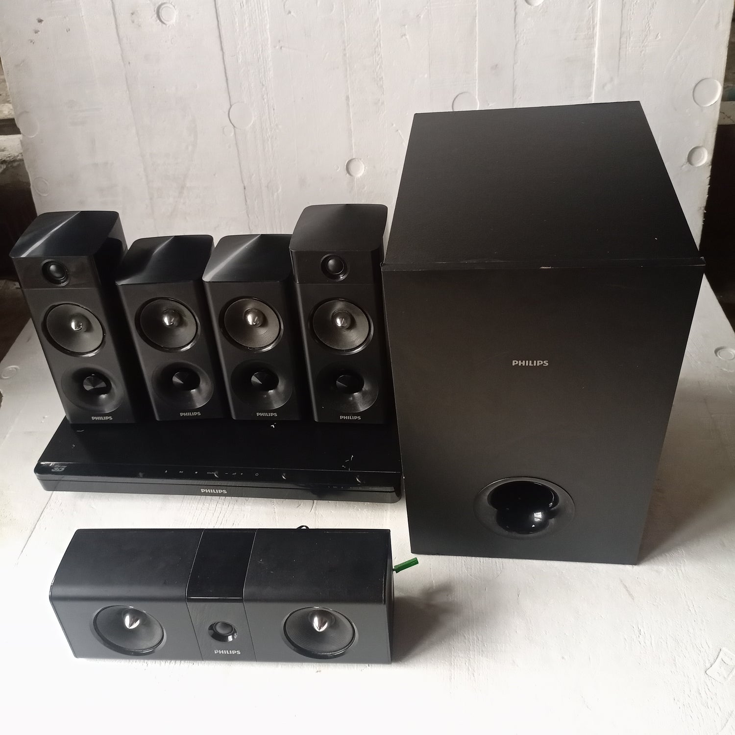 Philips Complete Home Theater Set 