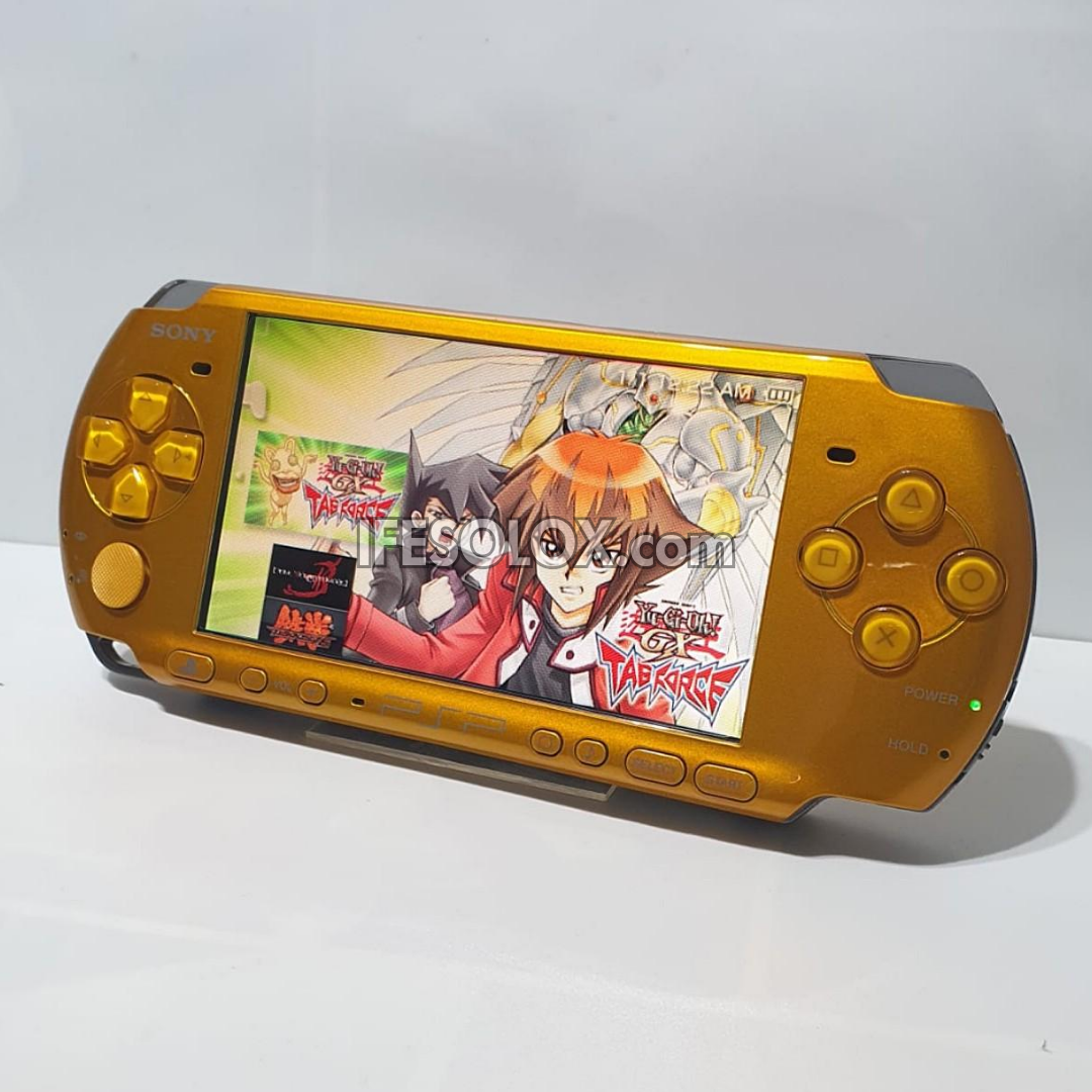 PlayStation Portable PSP 3000 series Game Console with 16GB Memory Stick and 15 Games (Gold) - Foreign Used