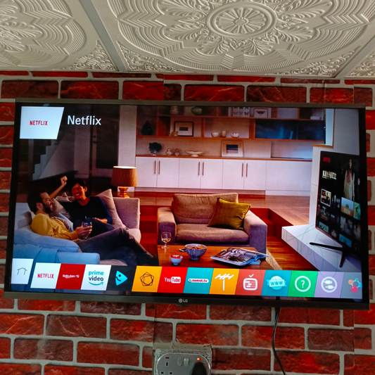 LG 40 Inch 40LF630V webOS Smart Satellite Full HD 1080p LED TV with Built-in WiFi, Miracast - UK Used