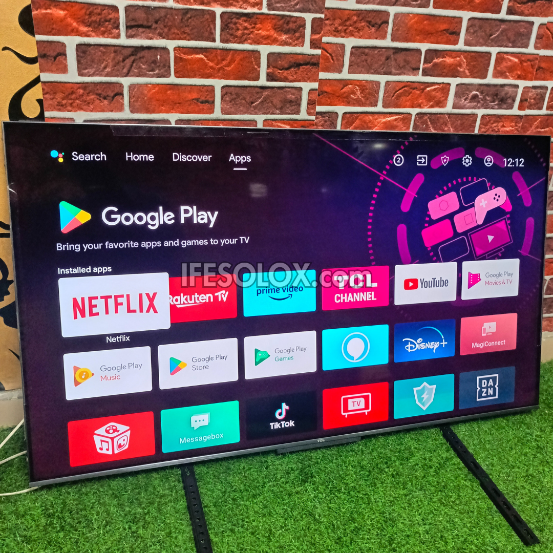 TCL 55 pouces 55C715 Android Smart True 4K UHD HDR10 TV QLED sans cadre (WiFi, Miracast, Bluetooth) - Utilisé à l'étranger