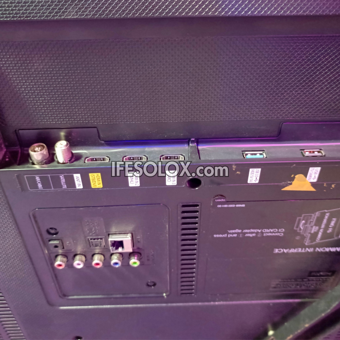 SAMSUNG 40 Inch UE40JU6000 Series Smart 4K UHD LED TV (WiFi, Miracast) - UK Used