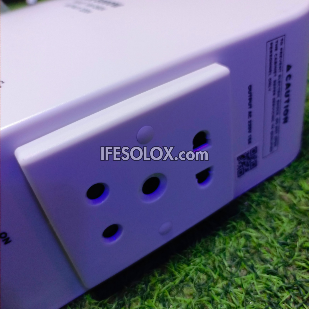 FIRMAN FVR-5000W 5000Watts Wall-Mounted Automatic Voltage Stabilizer with USB - Brand New