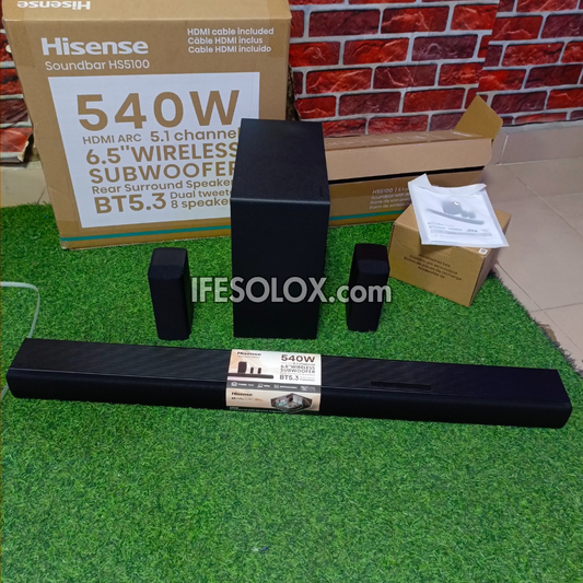 Barre de son Bluetooth Hisense HS5100 5.1Ch 540W avec caisson de basses sans fil et haut-parleurs arrière - Tout neuf
