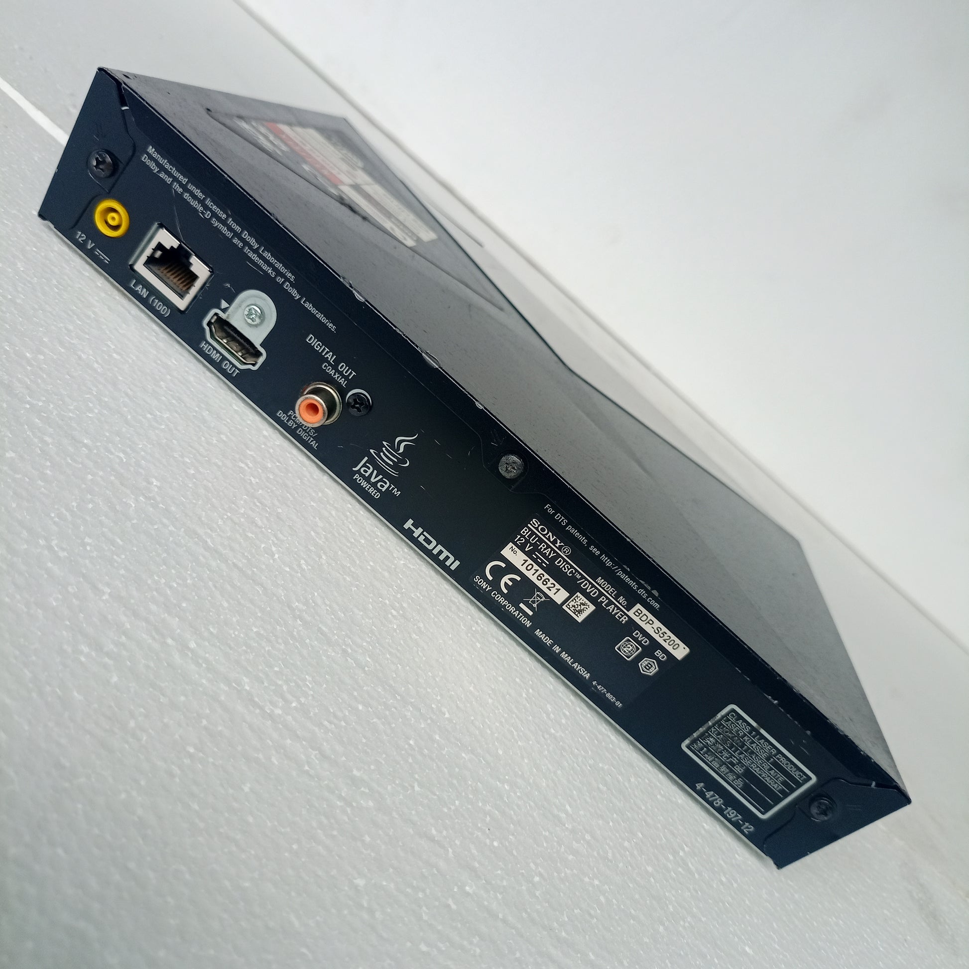 Sony BDP-S5200 Smart 3D Blu-ray & DVD Player with Built-in WiFi, Miracast - Foreign Used