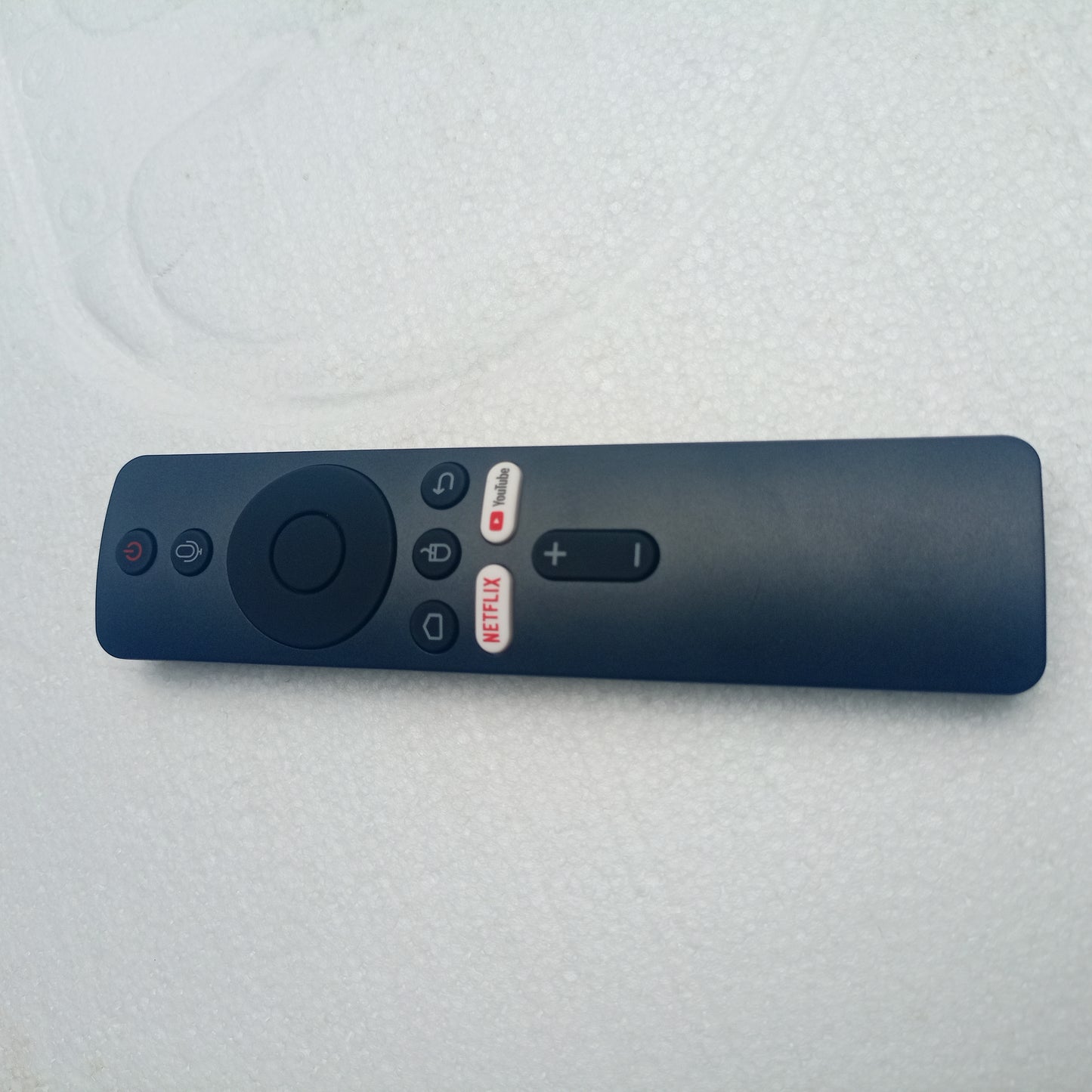 Q5 androidTV 2GB/8GB Android 10 Smart Box with Built-in Bluetooth, WiFi and Bluetooth Voice Control Remote