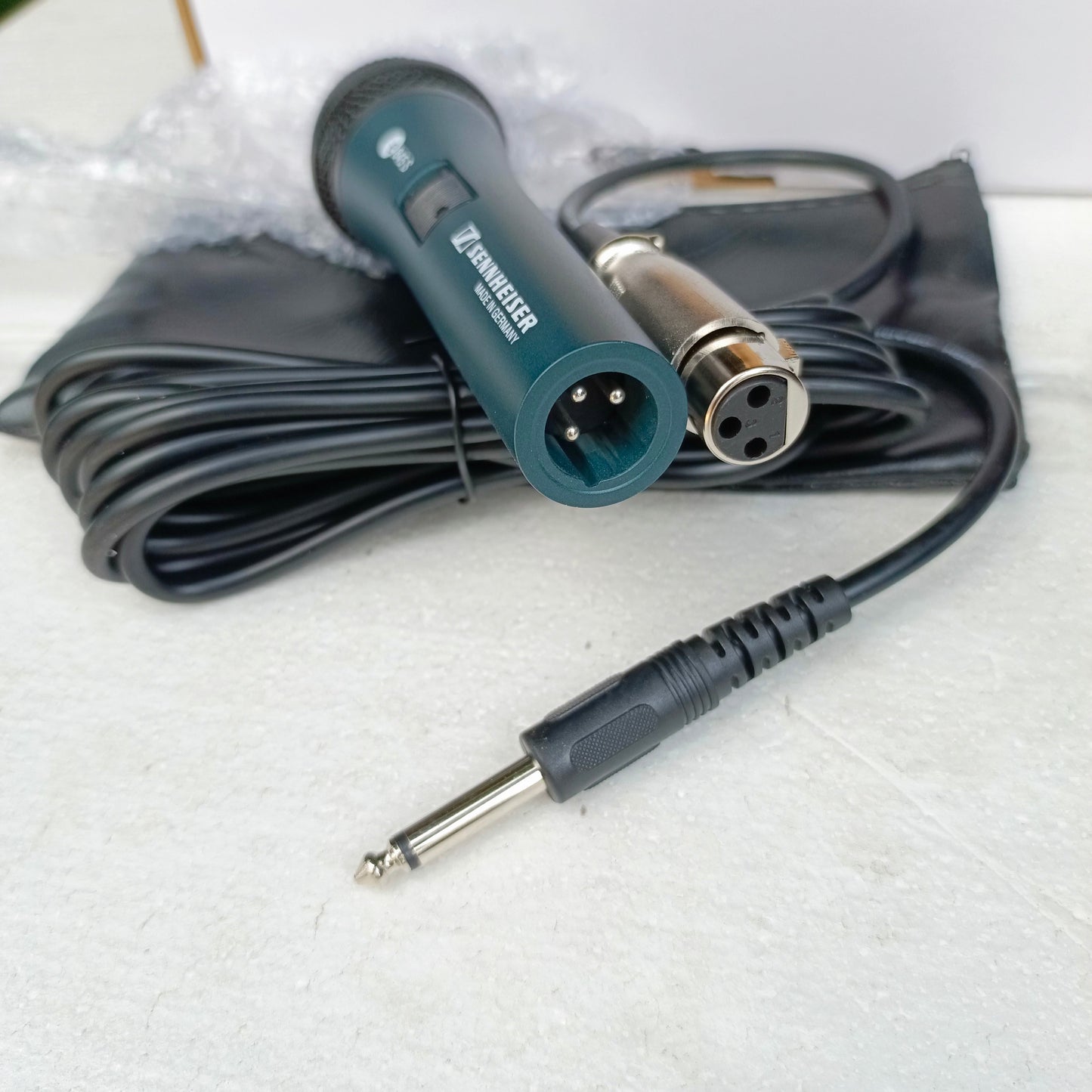 SENNHEISER E845S Cardioid Dynamic Vocal Microphone - Brand New