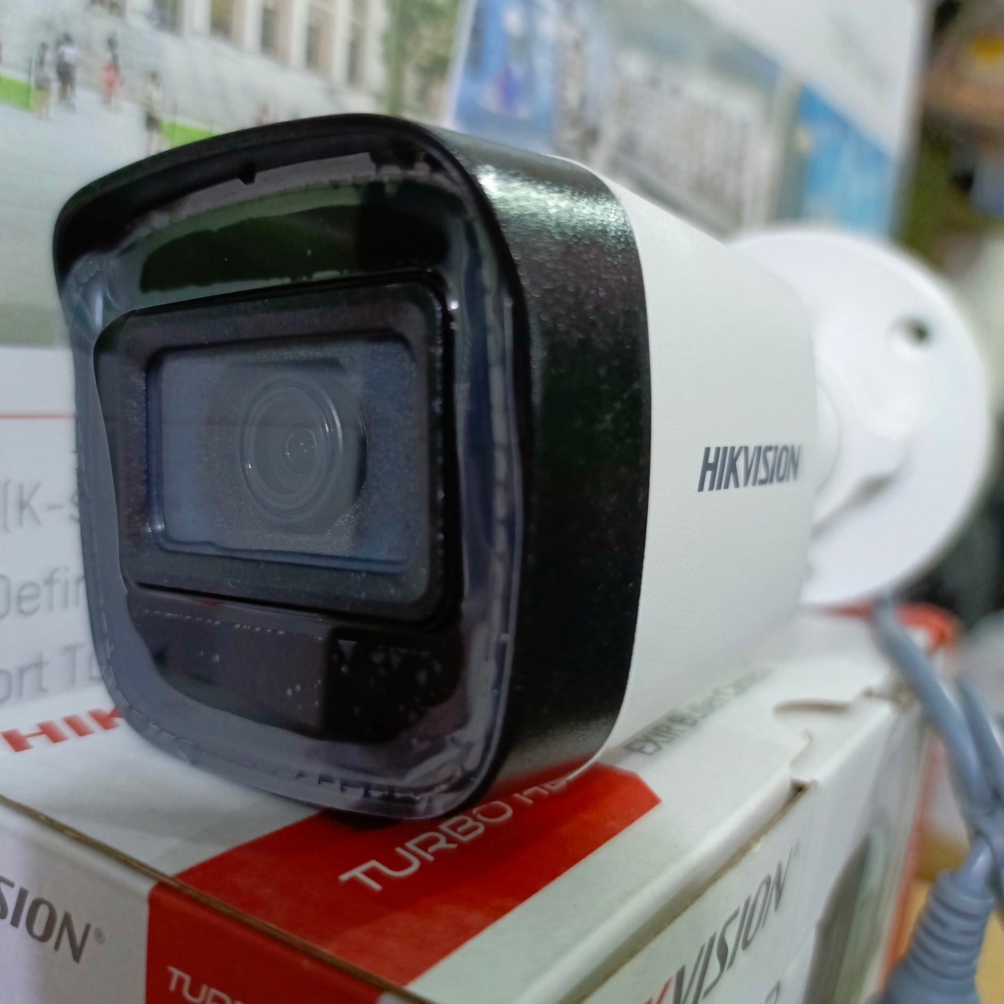 HIKVISION Turbo HD Indoor/Outdoor EXIR Bullet Camera (3.6mm 2MP Lens) - Closer Lens View