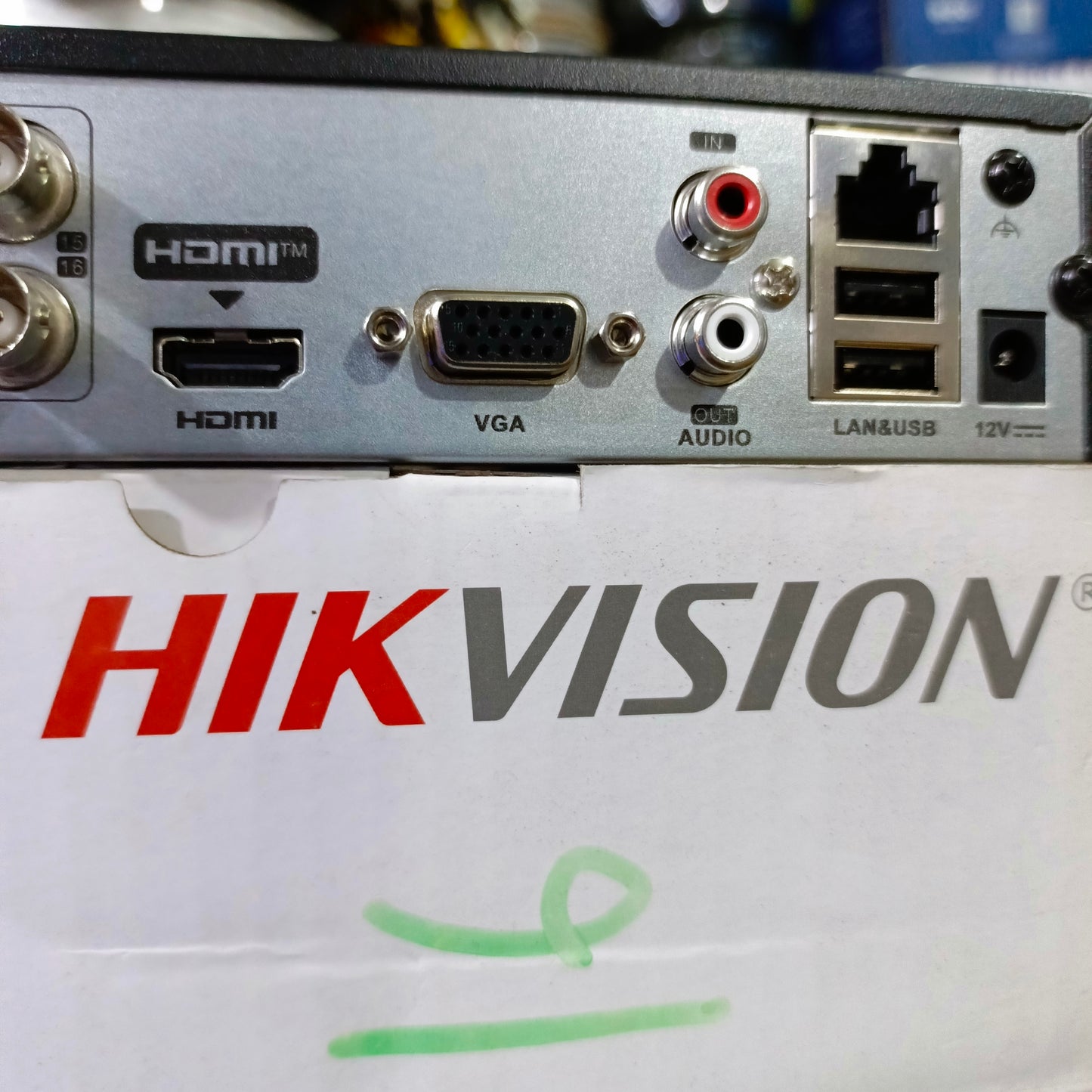 HIKVISION 16-Channel 7200 Series 5MP 6-in-1 High Definition DVR (Supports IP, XVI, AHD, CVI, CVBS, TVI cameras) - Output list