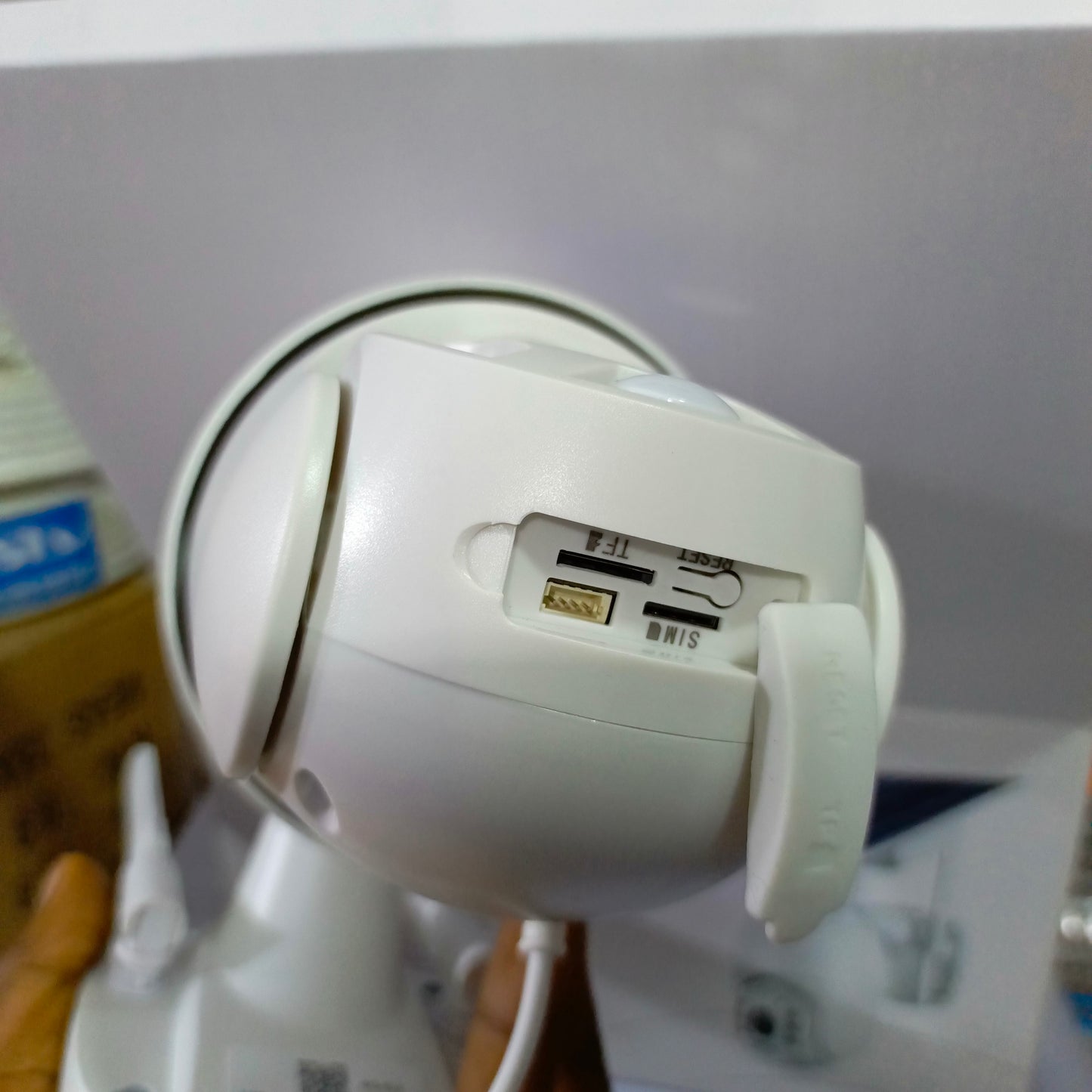 POLYVISION S10-4G Intelligent Solar Energy 4G PTZ IP Camera (3.6mm 2MP Lens) with 2-Way Audio - Brand New