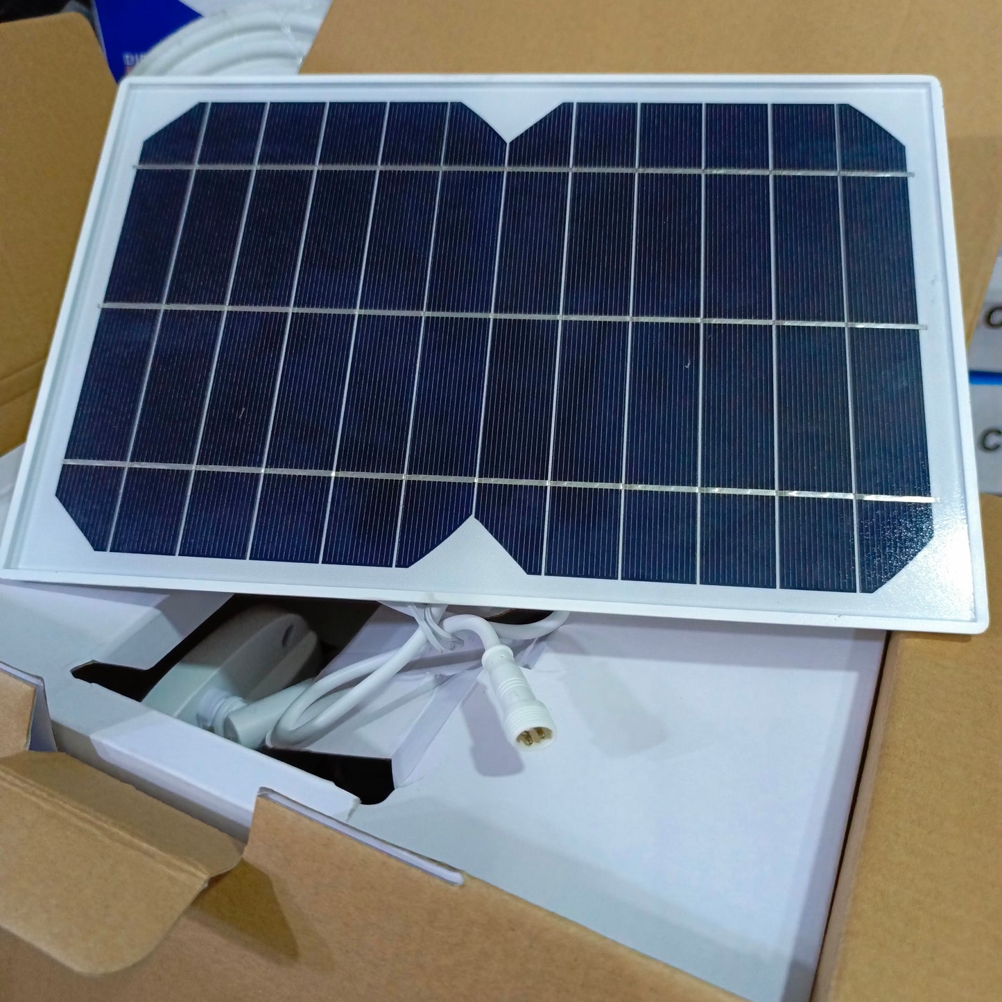 POLYVISION S10-4G Intelligent Solar Energy 4G PTZ IP Camera (3.6mm 2MP Lens) with 2-Way Audio - Brand New
