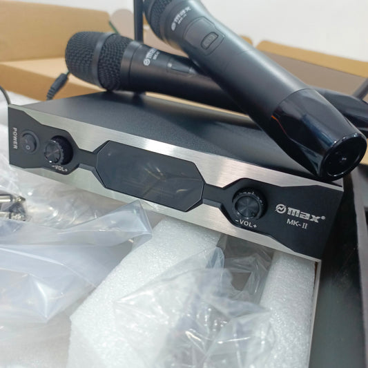 Max MK-II Dual (2-Way) Dynamic Wireless Vocal Microphone Receiver - Front View