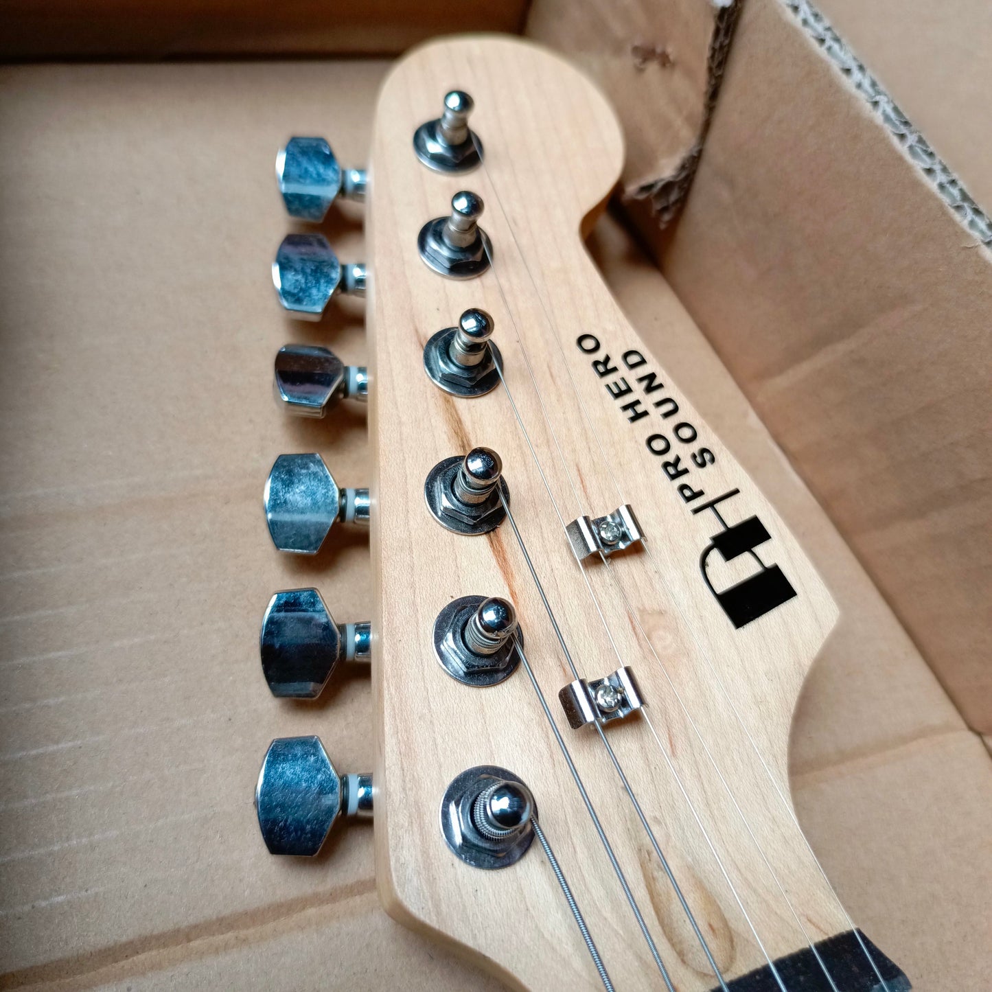 Premium 6-String 22-Flet Electric Lead Guitar with 4 volume knob - Brand New