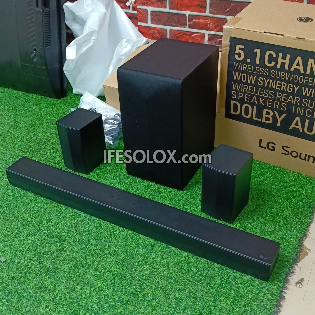 LG S65TR 5.1Ch 600W Dolby Digital Sound Bar with Wireless Subwoofer and Rear Speakers