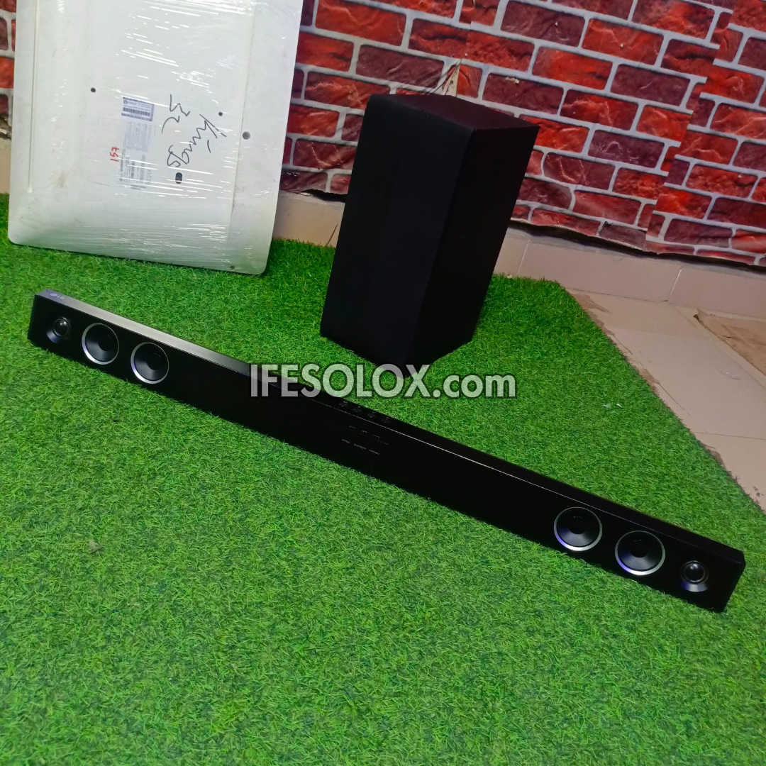 LG SH3B 2.1Ch 300W Bluetooth Sound Bar with Wireless Subwoofer (USB, Optical in, Aux) - Foreign Used