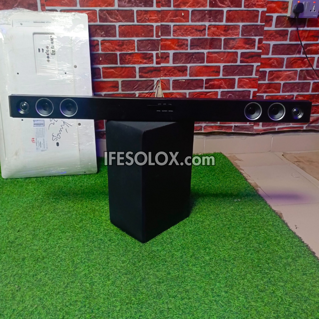 LG SH3B 2.1Ch 300W Bluetooth Sound Bar with Wireless Subwoofer (USB, Optical in, Aux) - Foreign Used