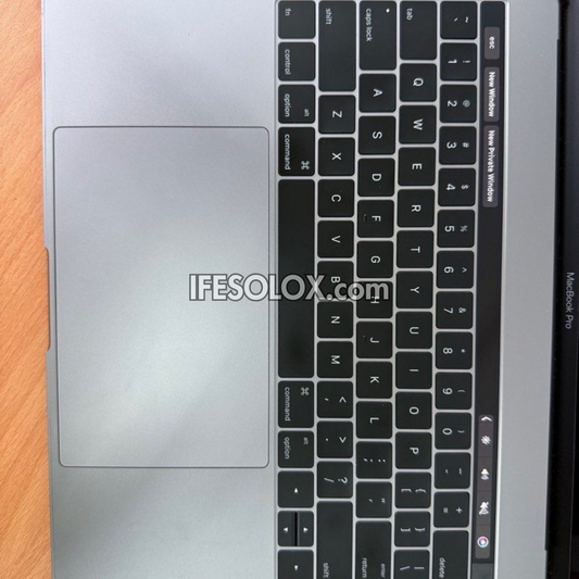 MacBook Pro 2015 15" Retina Display Laptop with Intel Core i7 5th Gen, 16GB DDR4 RAM, 256GB SSD - Foreign Used