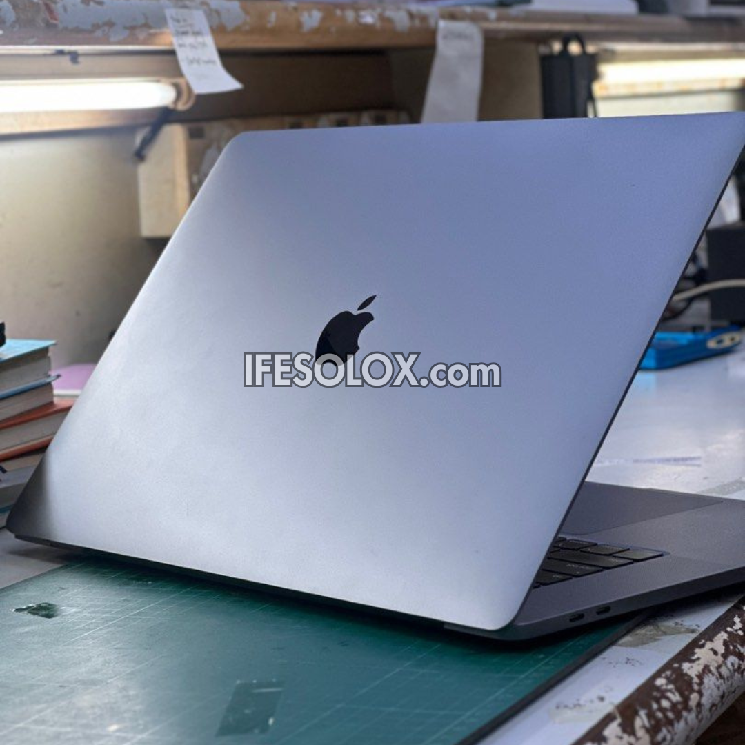 MacBook Pro 2019 16" Retina Display Laptop with Intel Core i7 9th Gen, 16GB DDR4 RAM, 512GB SSD - Foreign Used