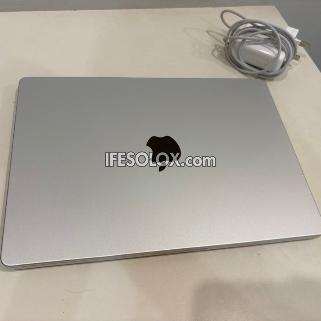 MacBook Pro 2021 14" Liquid Retina Display Laptop with Apple M1 Pro, 16GB DDR5 RAM, 512GB SSD - Foreign Used
