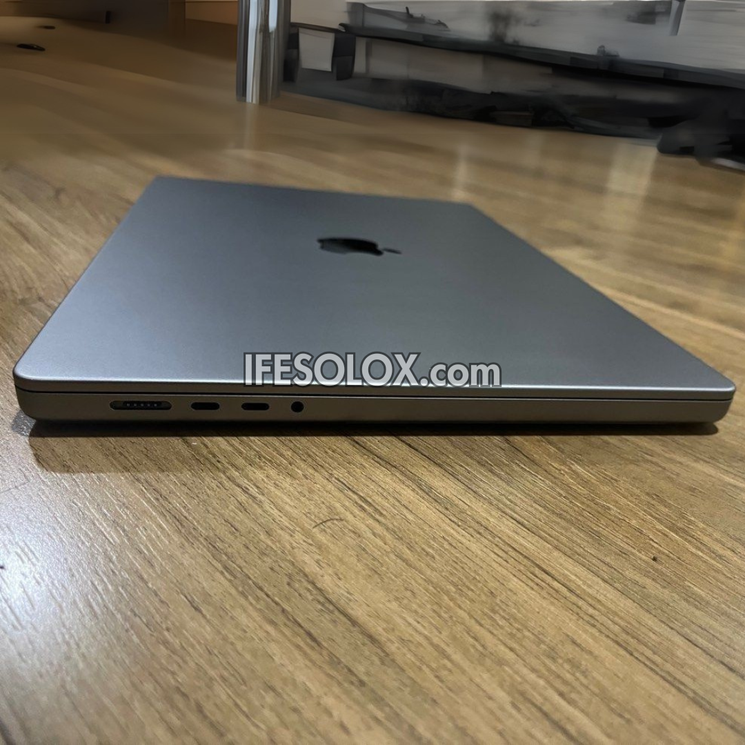 MacBook Pro 2021 16" Liquid Retina Display Laptop with Apple M1 Pro, 16GB DDR5 RAM, 512GB SSD - Foreign Used