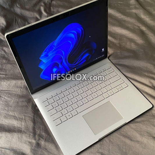 Microsoft Surface Book 2 13.5" Laptop with Detachable Keyboard, Intel Core i5 7th Gen, 8GB DDR3 RAM, 256GB SSD - Foreign Used
