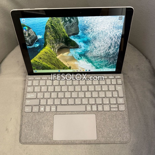 Microsoft Surface Go 10" Tablet with Type Cover, Intel Pentium, 8GB DDR3 LPRAM, 128GB SSD - Foreign Used
