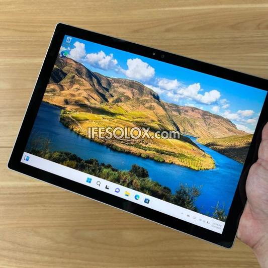 Microsoft Surface Pro 4 12.3" Tablet with Type Cover, Intel Core i5 6th Gen, 8GB RAM, 256GB SSD - Foreign Used