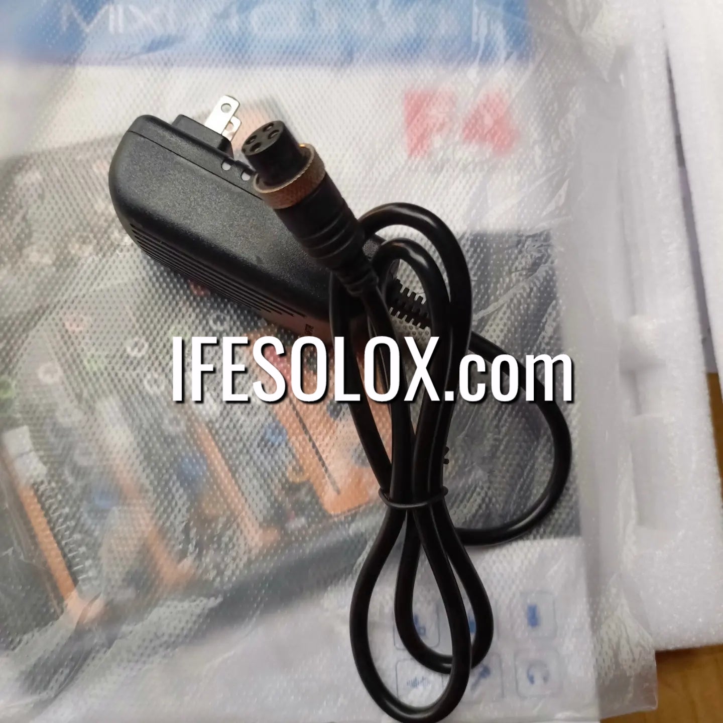 Professional F4 4-Channel Compact Stereo Mixer - power adapter
