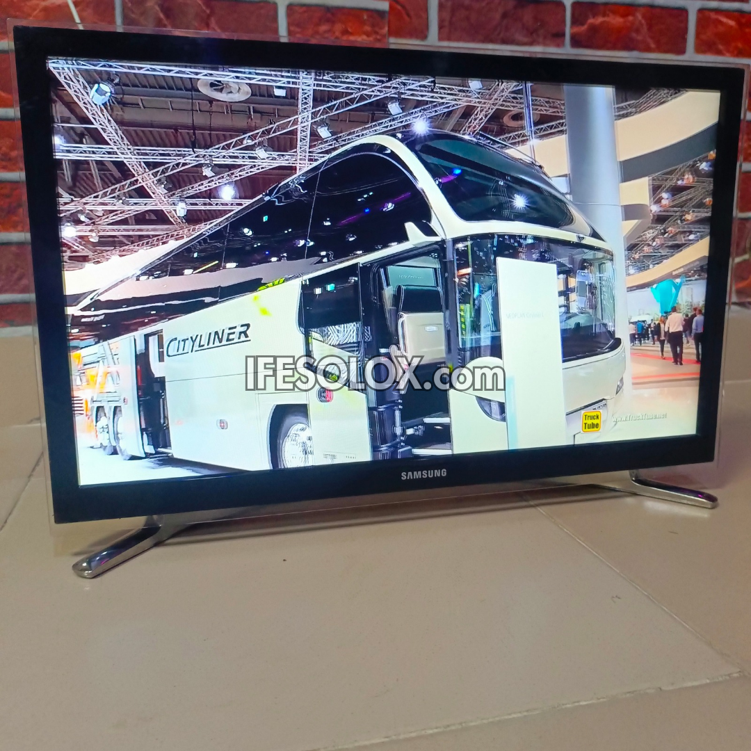 SAMSUNG 22 Inch UE22H5600AK Series 5 Smart Full HD LED TV (Built-in WiFi, Screen Mirroring) - UK Used