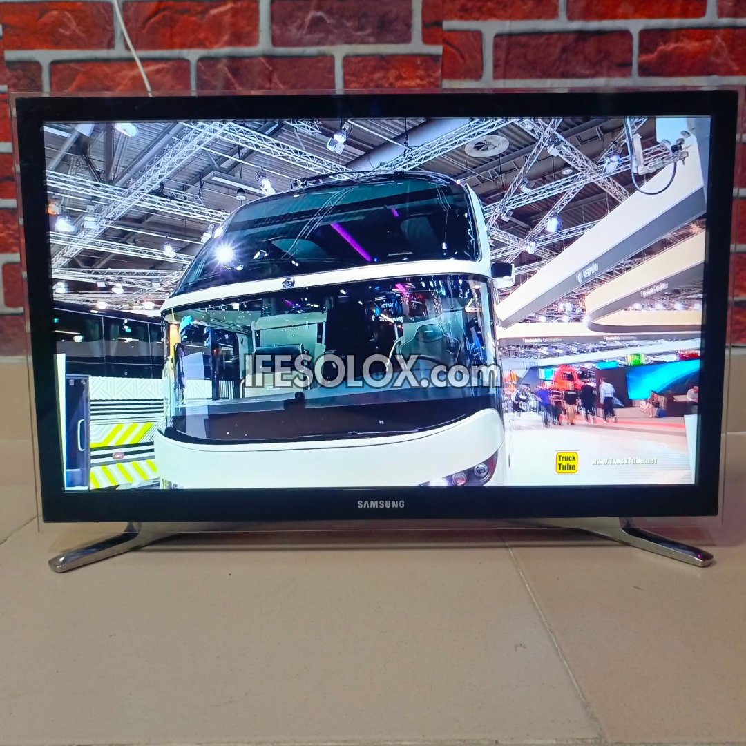 SAMSUNG 22 Inch UE22H5600AK Series 5 Smart Full HD LED TV (Built-in WiFi, Screen Mirroring) - UK Used