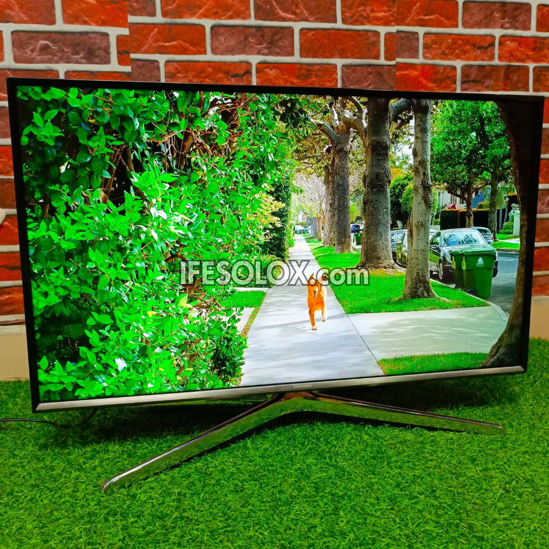 SAMSUNG 32 Inch 32J5600 Smart Full HD LED TV (WiFi, Screen Mirroring, Bluetooth) - Foreign Used