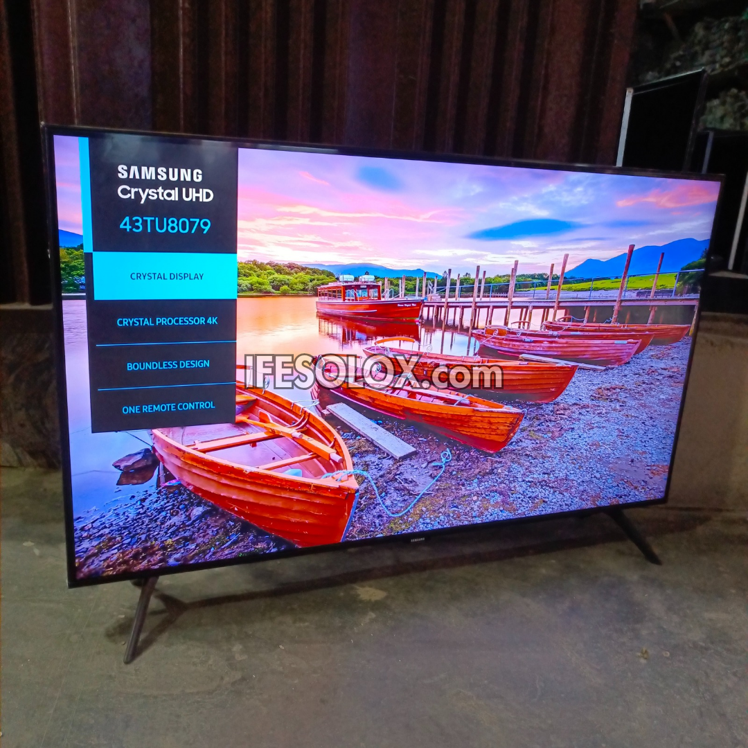 SAMSUNG 43 Inch UE43TU8000 series 2020 Crystal 4K Premium UHD Smart Frameless TV (WiFi, AirPlay, Miracast) - UK Used