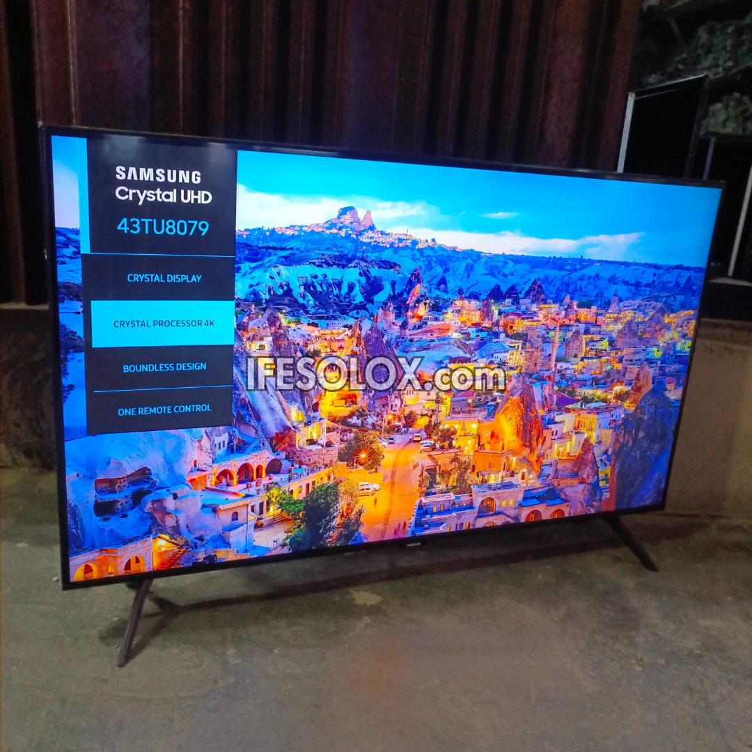 SAMSUNG 43 Inch UE43TU8000 series 2020 Crystal 4K Premium UHD Smart Frameless TV (WiFi, AirPlay, Miracast) - UK Used