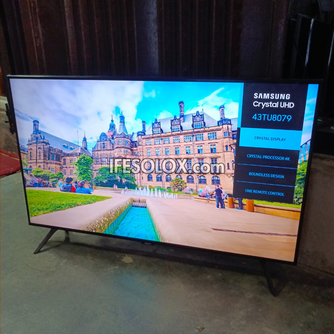 SAMSUNG 43 Inch UE43TU8000 series 2020 Crystal 4K Premium UHD Smart Frameless TV (WiFi, AirPlay, Miracast) - UK Used