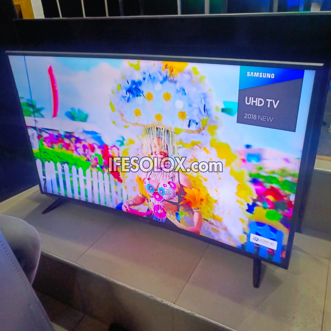 Téléviseur intelligent incurvé UHD 4K SAMSUNG série NU7300 de 49 pouces (Miracast, AirPlay) - D'occasion au Royaume-Uni