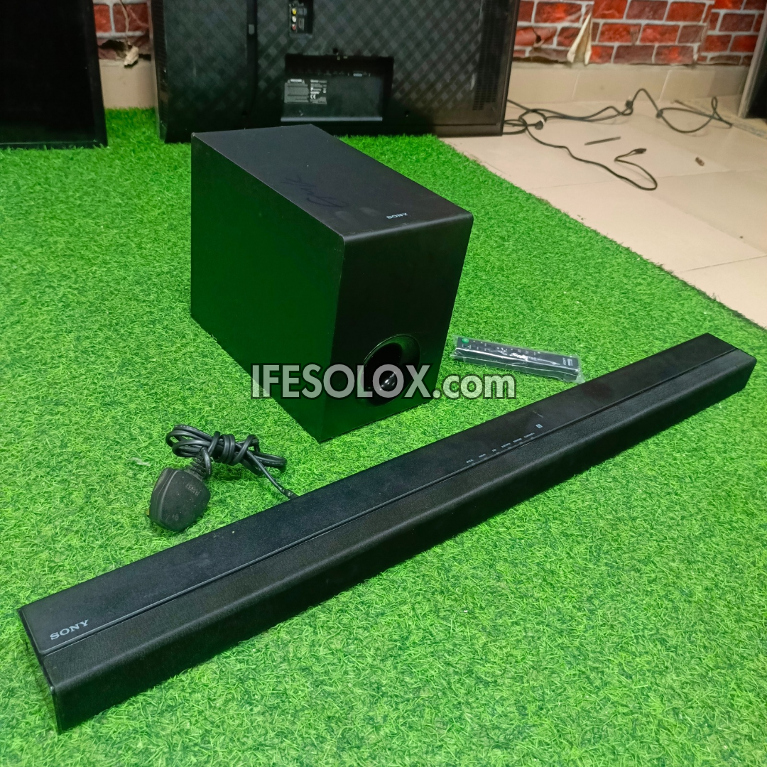 Barre de son Bluetooth compacte SONY HT-CT80 2.1 canaux 80 W avec caisson de basses filaire (entrée auxiliaire, optique, USB) - Occasion étrangère