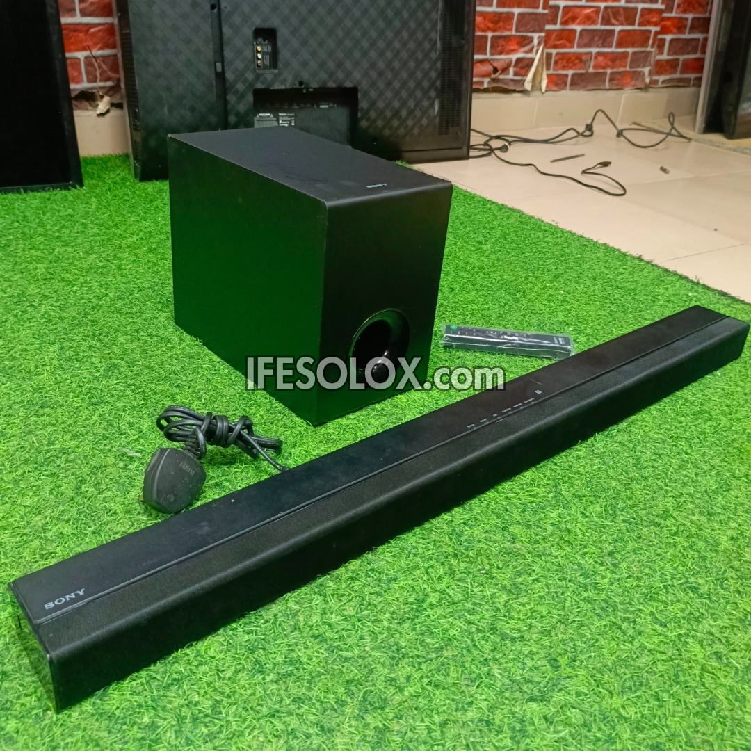 Barre de son Bluetooth compacte SONY HT-CT80 2.1 canaux 80 W avec caisson de basses filaire (entrée auxiliaire, optique, USB) - Occasion étrangère