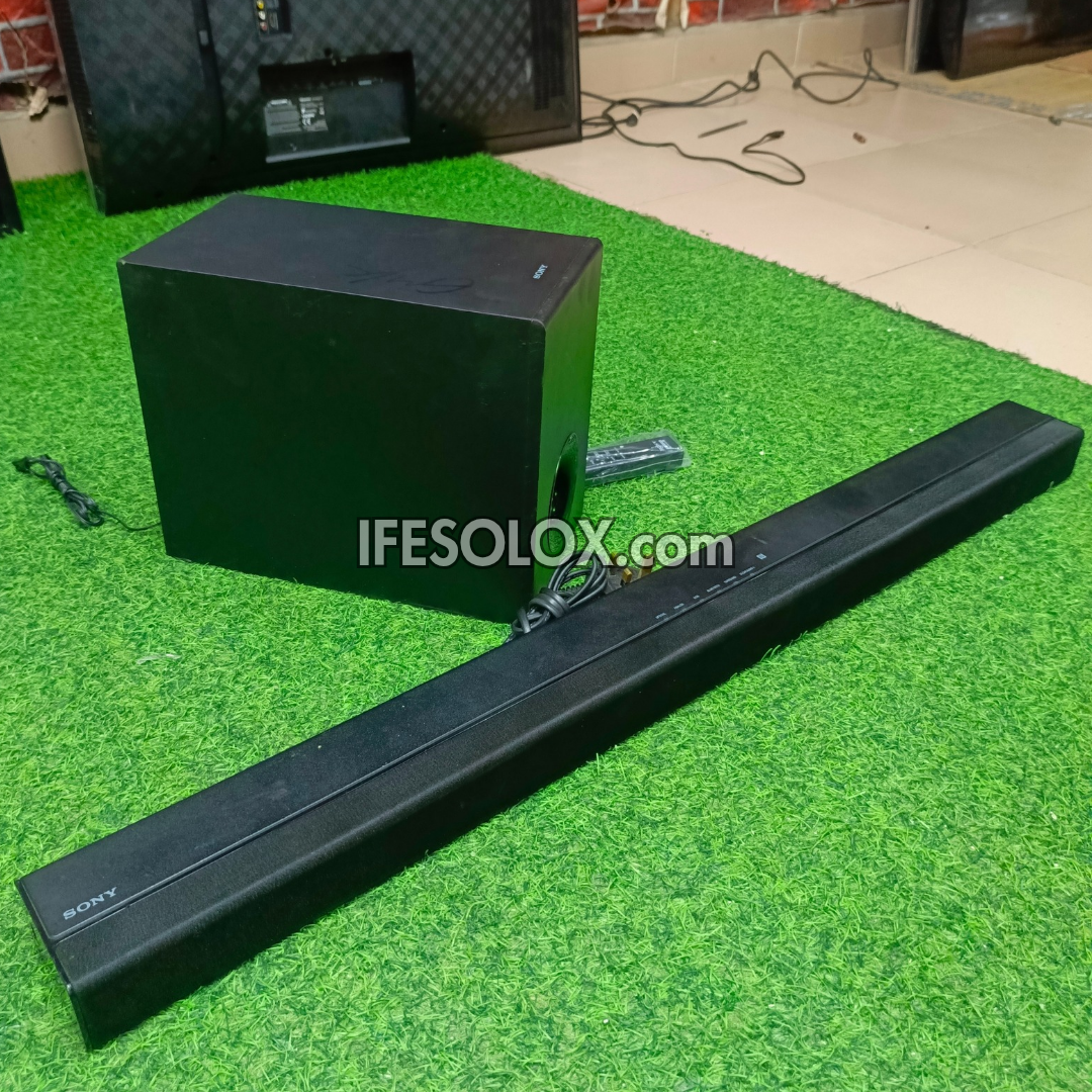 Barre de son Bluetooth compacte SONY HT-CT80 2.1 canaux 80 W avec caisson de basses filaire (entrée auxiliaire, optique, USB) - Occasion étrangère