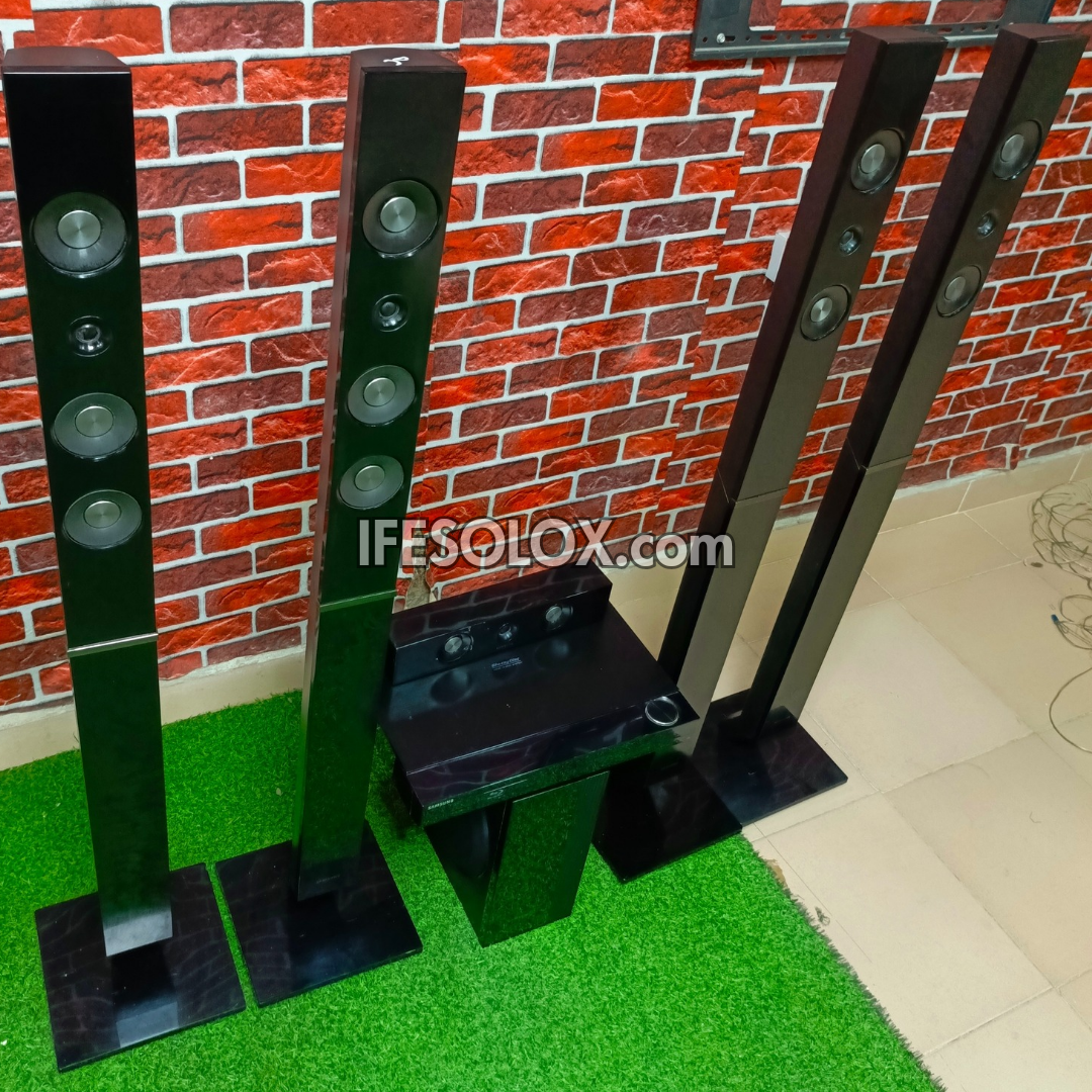 Samsung HT-C5550 5.1Ch 1000Watts Blu-ray 3D Standing DVD Home Theater Complete Set (USB, Aux, FM, Optical, HDMI) - Foreign Used