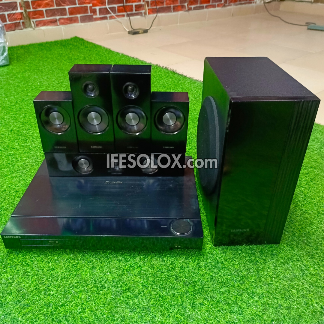 Samsung HT-C5900 1000Watts Blu-ray 3D DVD Home Theater Complete Set (USB, Aux, FM, Optical, HDMI) - Foreign Used