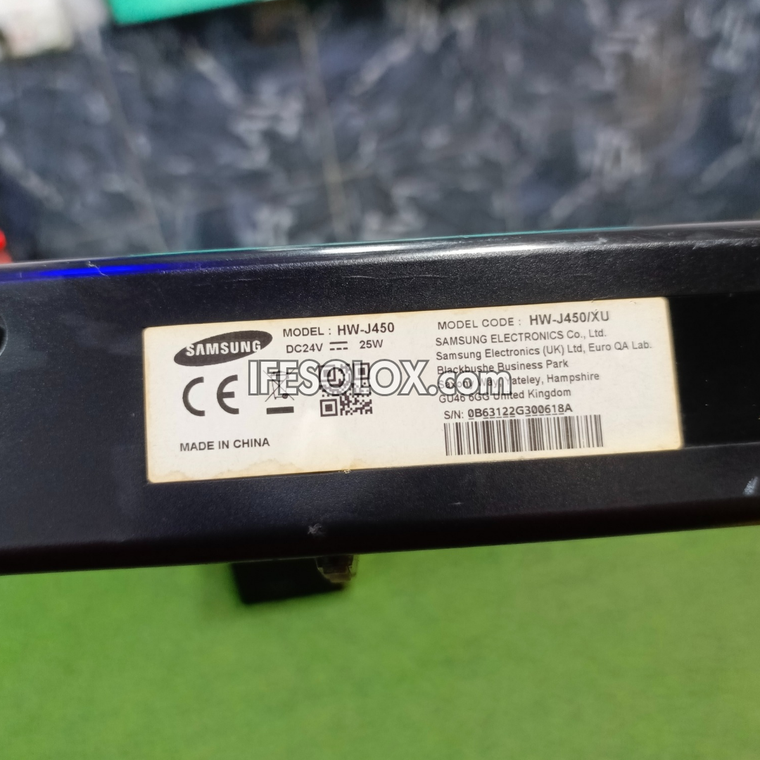 Samsung HW-J450 2.1Ch 300W Bluetooth Sound Bar with Wireless Subwoofer (USB, Aux, HDMI in/Out, Optical in) - Foreign Used