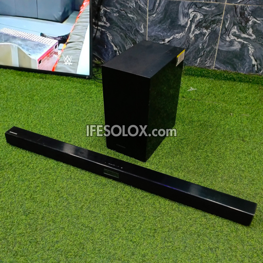 Samsung HW-J450 2.1Ch 300W Bluetooth Sound Bar with Wireless Subwoofer (USB, Aux, HDMI in/Out, Optical in) - Foreign Used