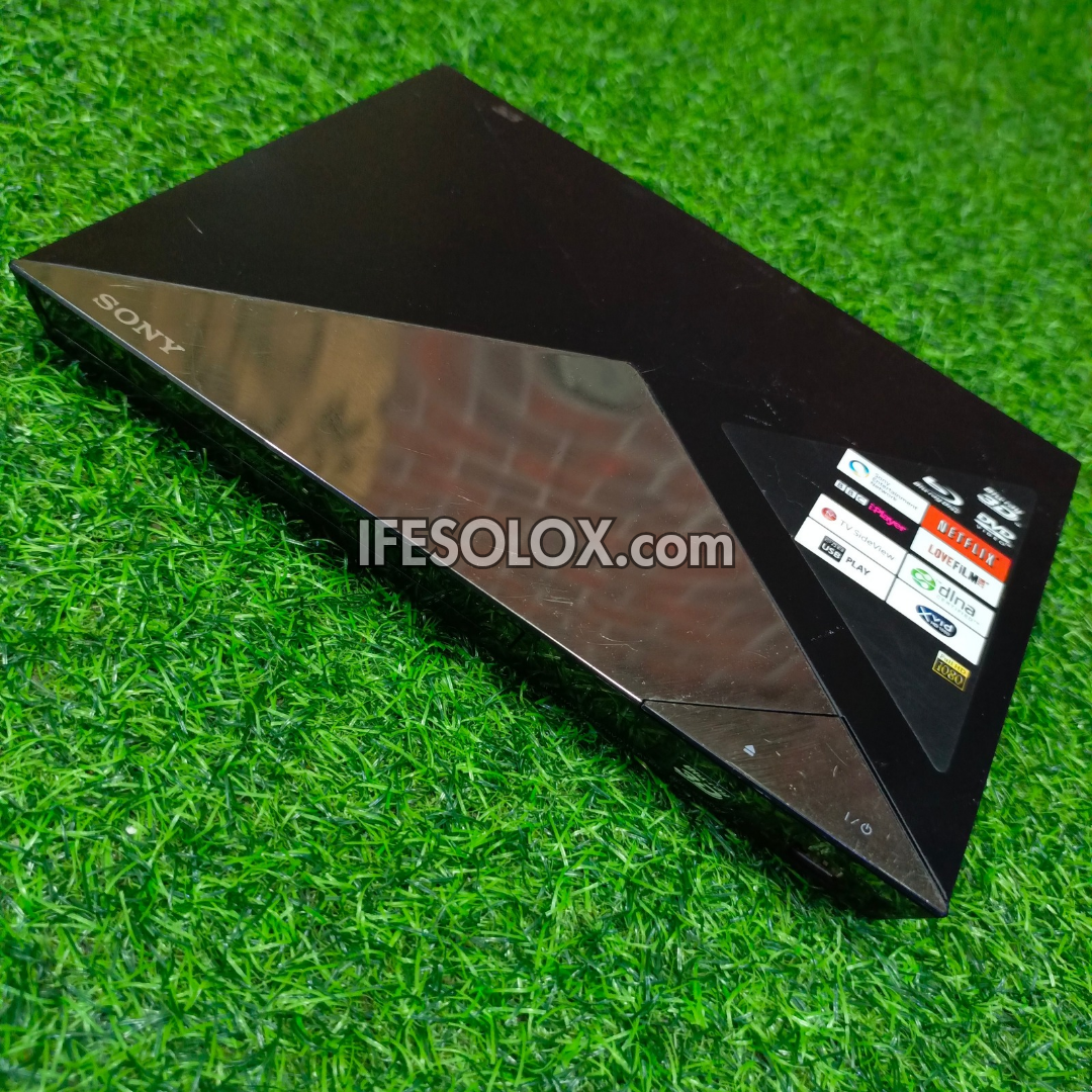 Sony BDP-S4200 Smart 3D Blu-ray & DVD Player with Netflix, YouTube - Foreign Used