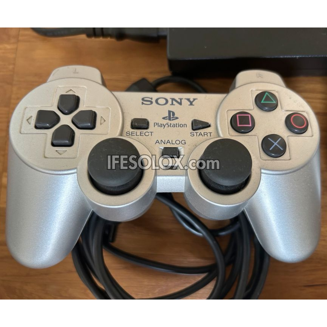 Sony Playstation 2 (PS2) Slim Game Console Complete Set (White) with 1 DUALSHOCK Wired Game Controller - Foreign Used