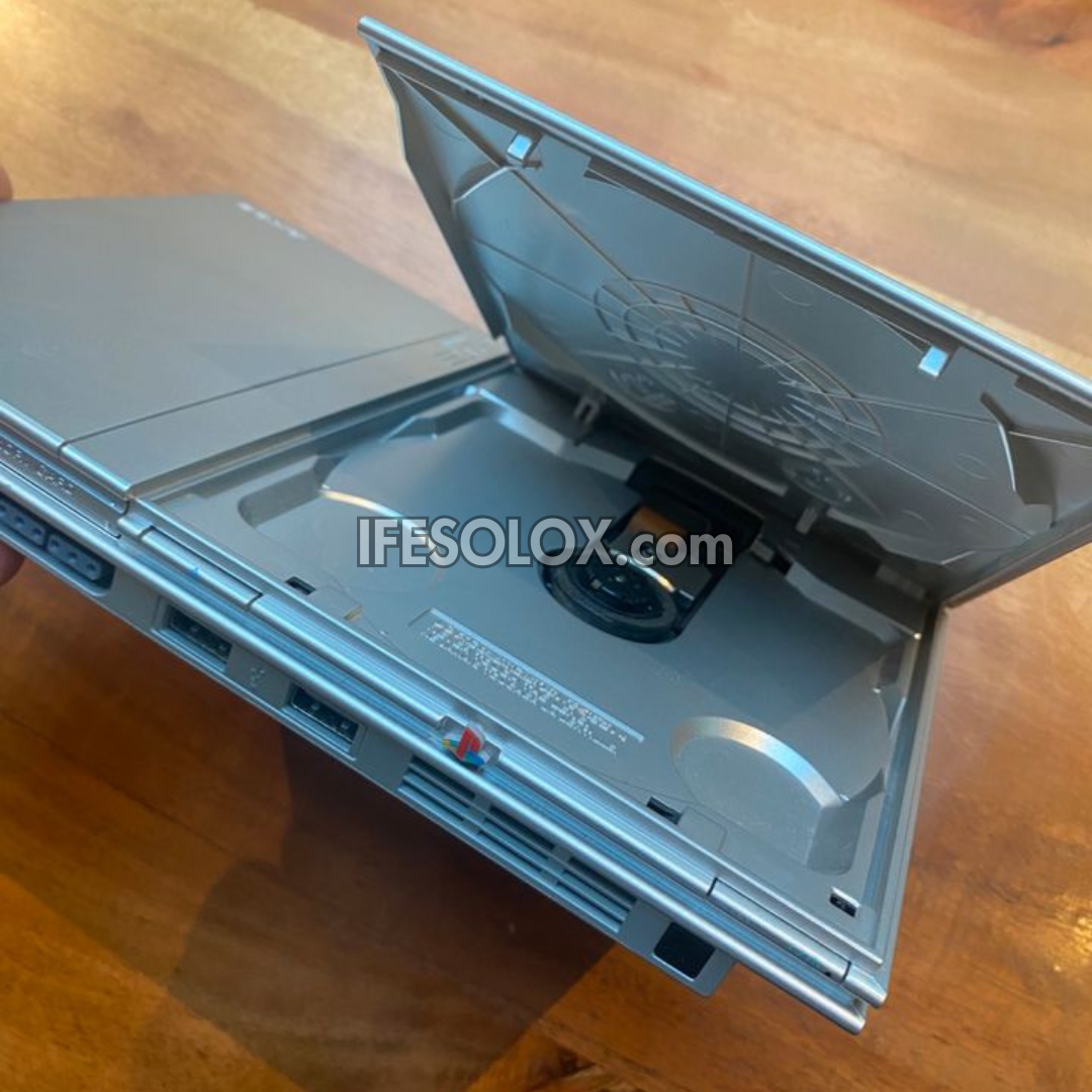 Sony Playstation 2 (PS2) Slim Game Console Complete Set with 1 DUALSHOCK Wired Game Controller - Foreign Used