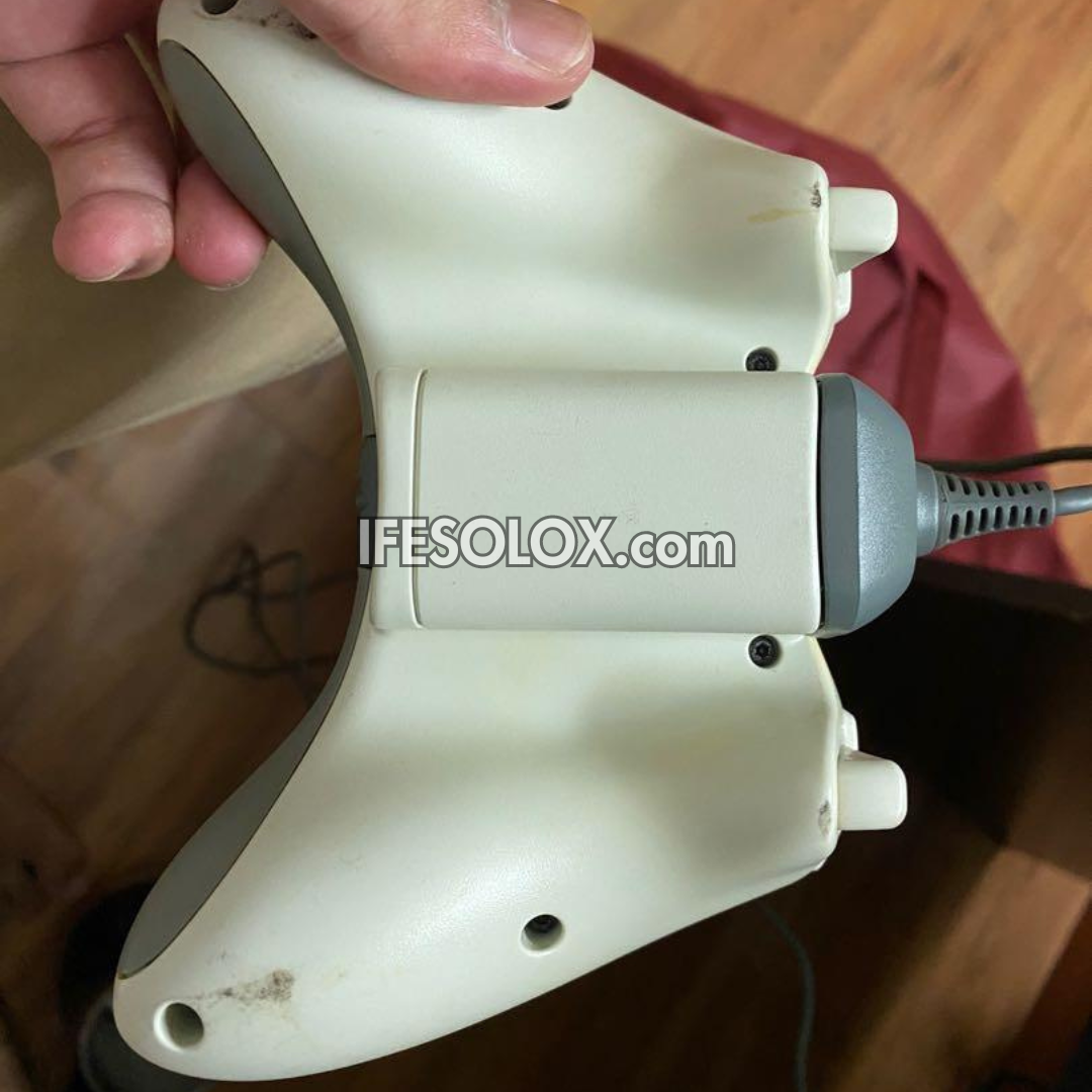 Microsoft XBOX 360 Pro 60GB Game Console Complete Set with 2 Wired Controller and 5 Titles - Foreign Used