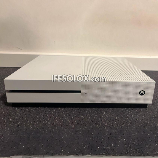 Microsoft XBOX ONE S 500GB Game Console Complete Set with 2 Wireless Controller - Foreign Used