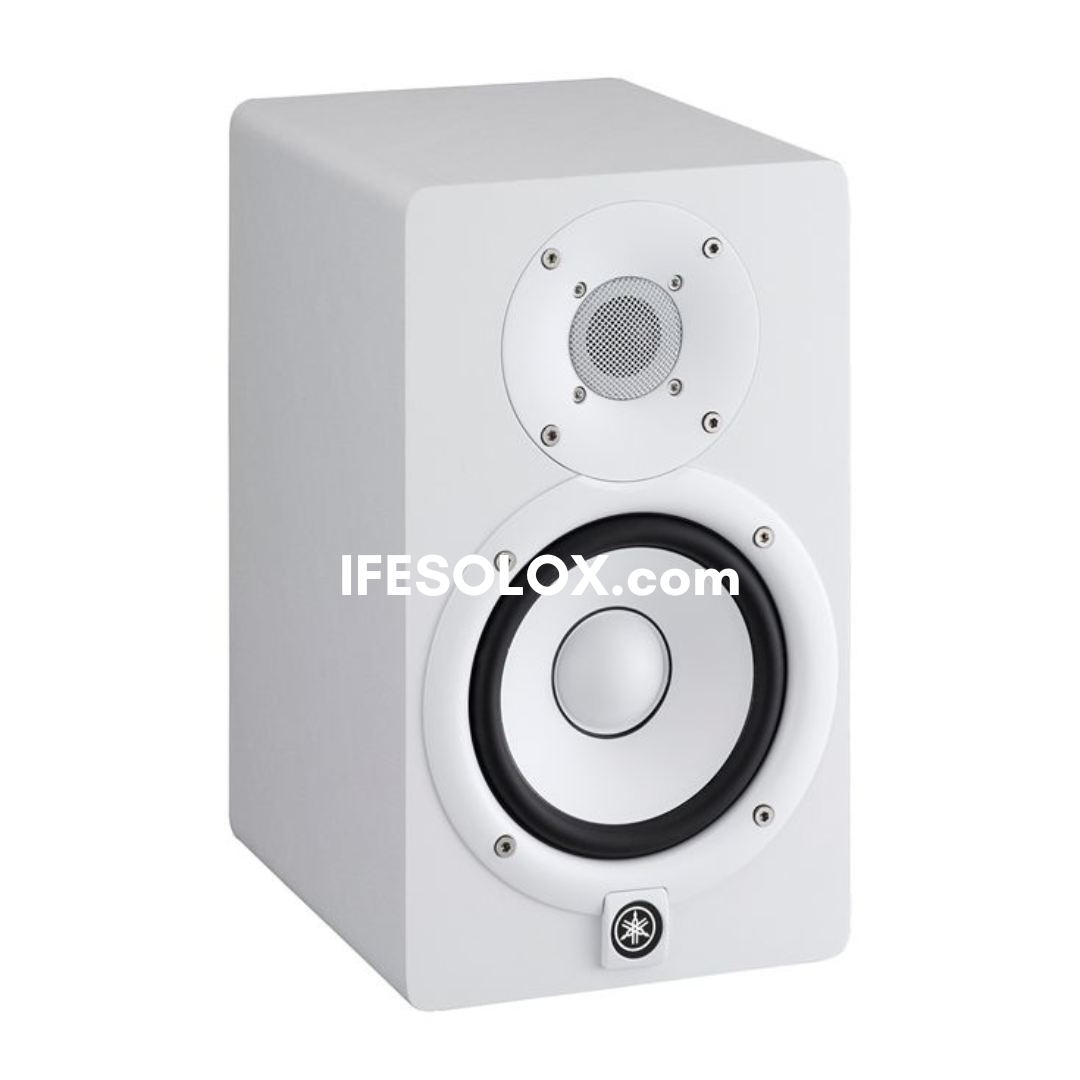 Yamaha HS5 Dual (2-Way) 5" 70W Bass Reflex Bi-amplified Near Field Active Studio Monitors (White) - Brand New