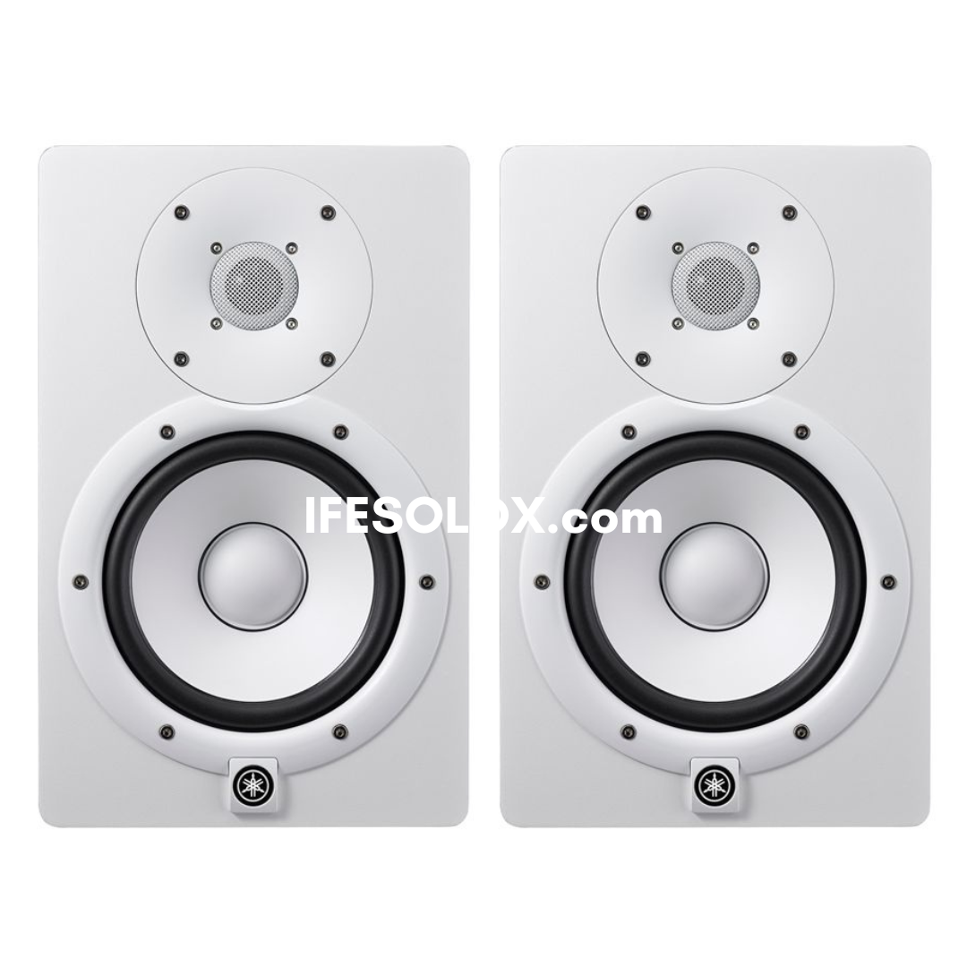 Yamaha HS7 Dual (2 voies) Moniteurs de studio actifs Bass Reflex bi-amplifiés en champ proche de 6,5 pouces (blancs) - Tout neuf