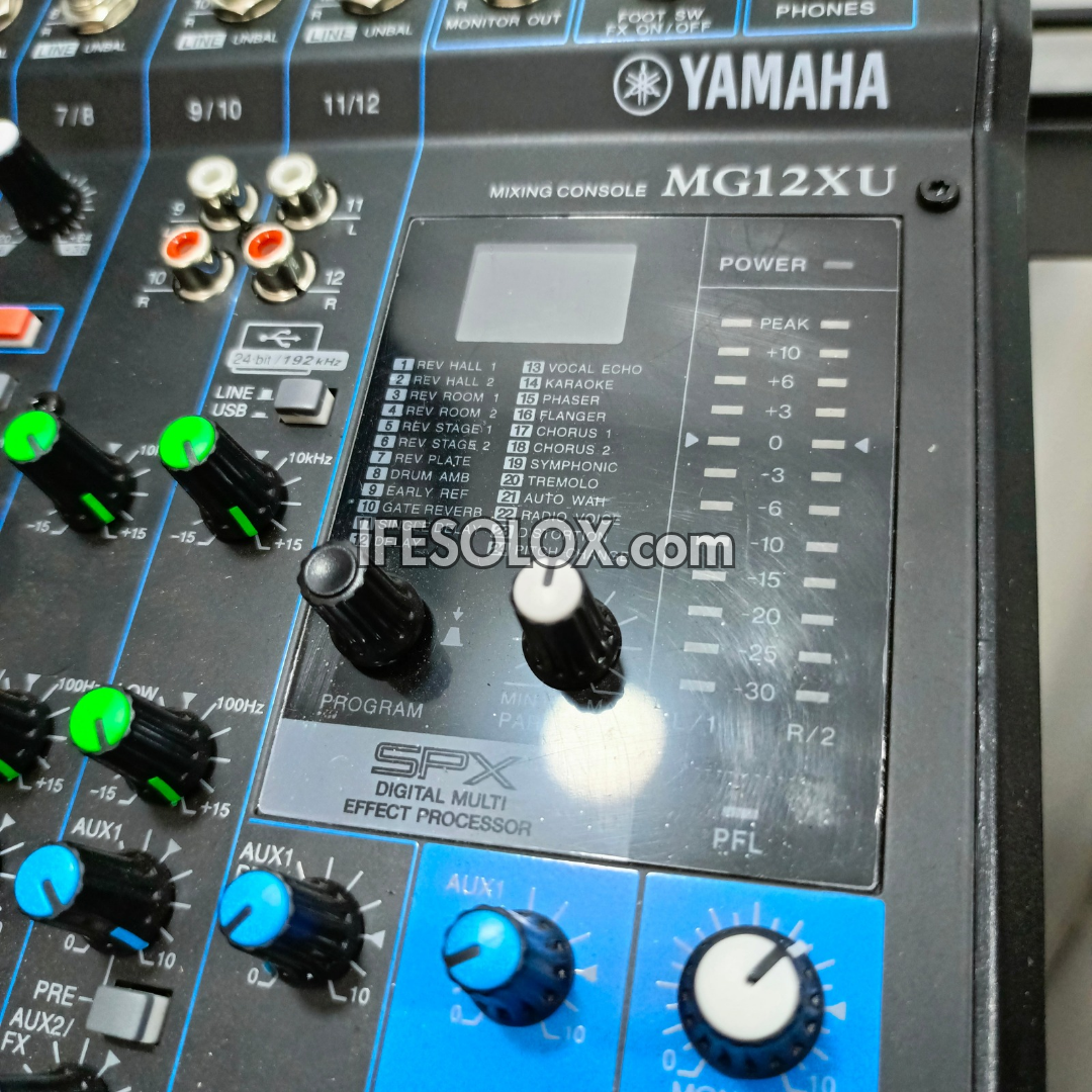 Yamaha MG12XU 12-Channel 4-Bus Powered Mixer with Built-in Amplifier, USB interface and Multi-Effects - Brand New