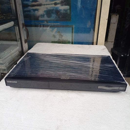 Samsung HT-E5200 2.1Ch 500watts 3D Smart Home Theater Machine Head - Front View